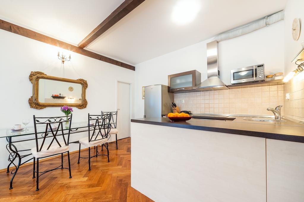 Apartment Heart Of The City Szybenik Zewnętrze zdjęcie